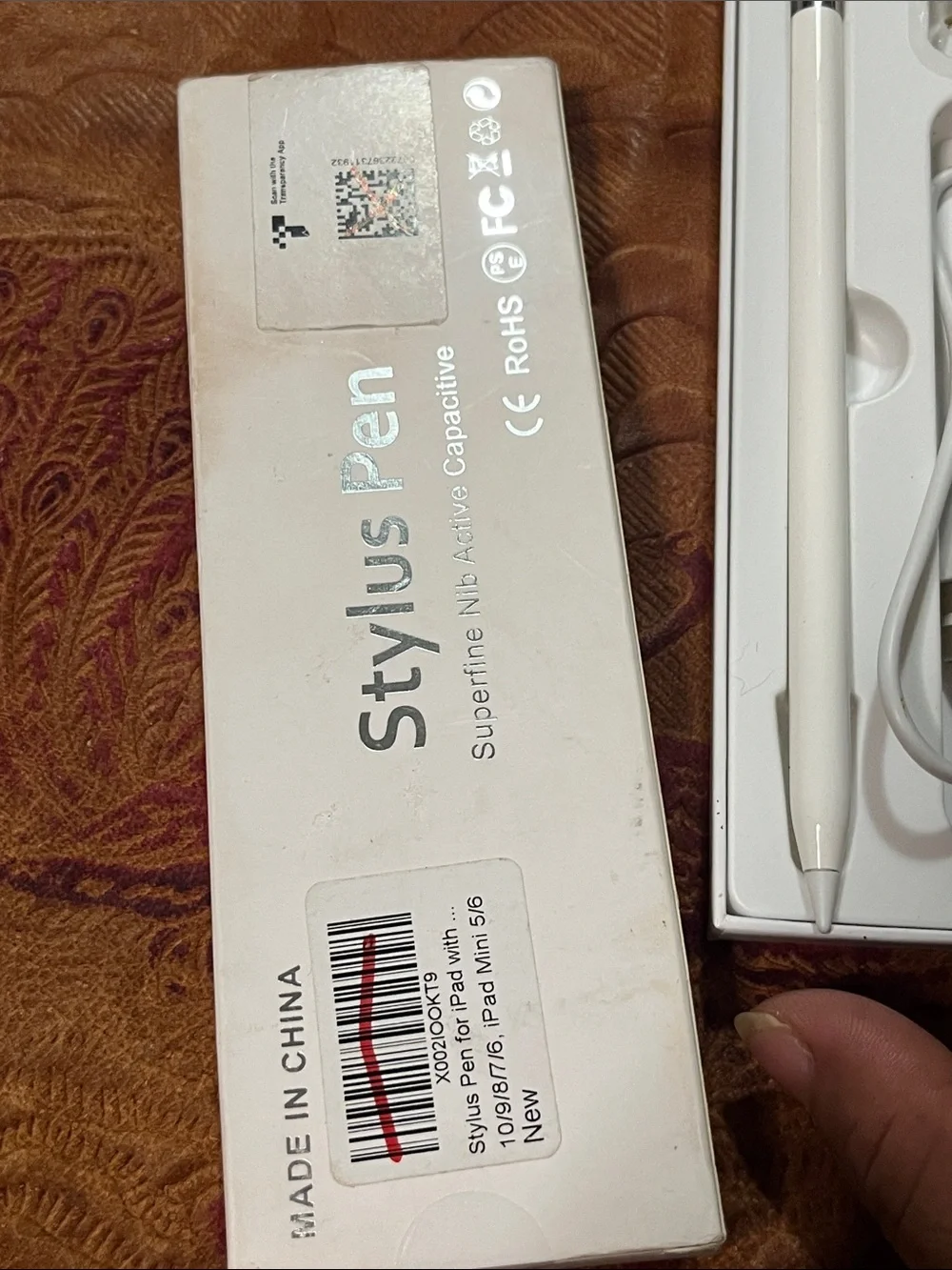 Apple White Active Stylus Pen with USB Charging Cable